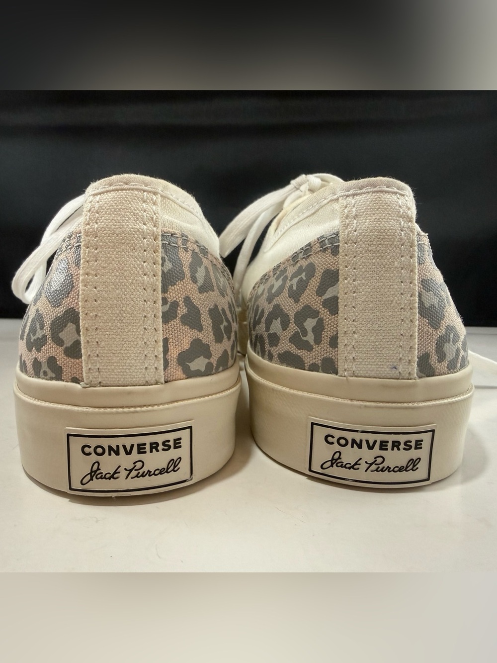 Size Men 10 Women 11.5 Converse White Low-Top Leopard Accent Jack Purcell Shoes - Picture 6 of 13